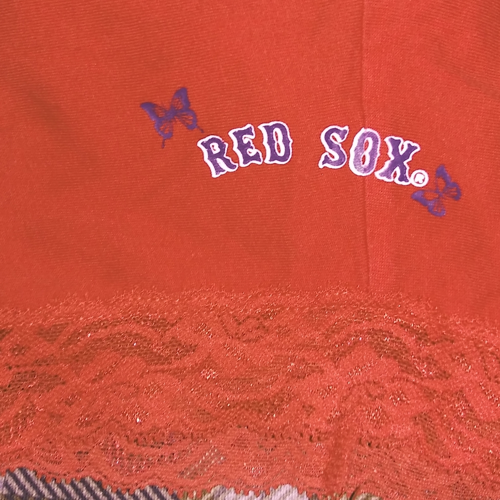 ❤💙Lace trim Red Sox Top❤💙